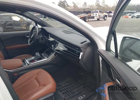 2021 Audi Q7 Premium Plus 55 Tfsi Quattro Tiptronic from USA, damaged, VIN WA1LXAF78MD022193